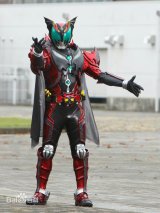 画像: 仮面ライダーダークキバ(DCD)Masked Rider Dark Kiva (DCD) ダークキバ(DCD)Dark Kiva (DCD)風 コスプレ衣装