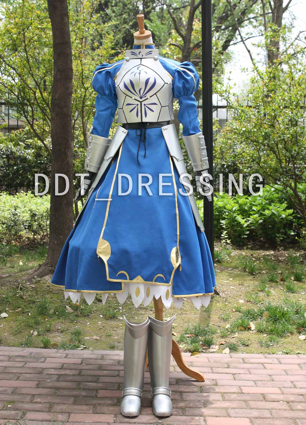 画像1: Fate/stay night セイバー 戦闘服(全身鎧つき)