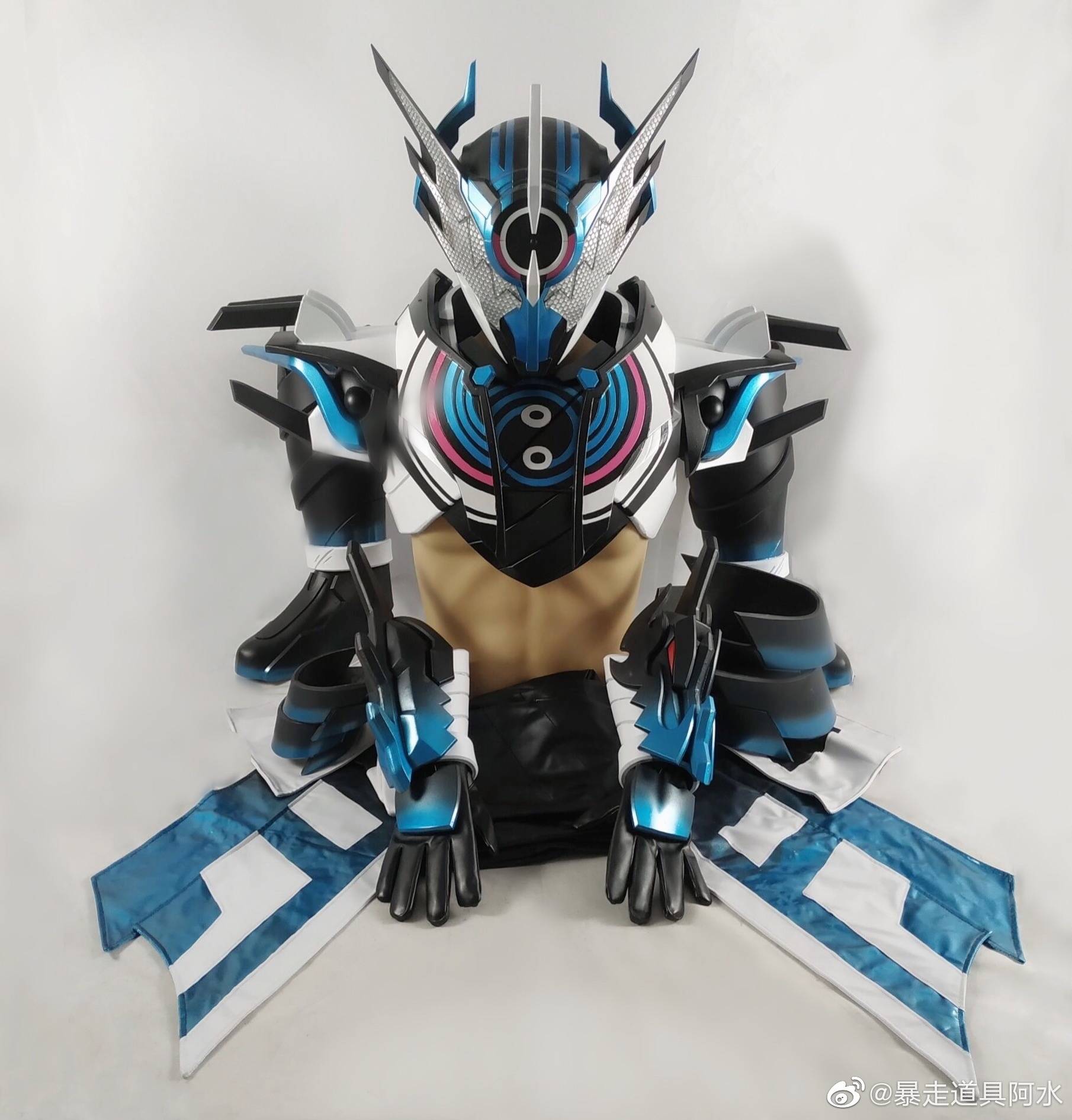 仮面ライダークローズ コスプレ衣装 1/1